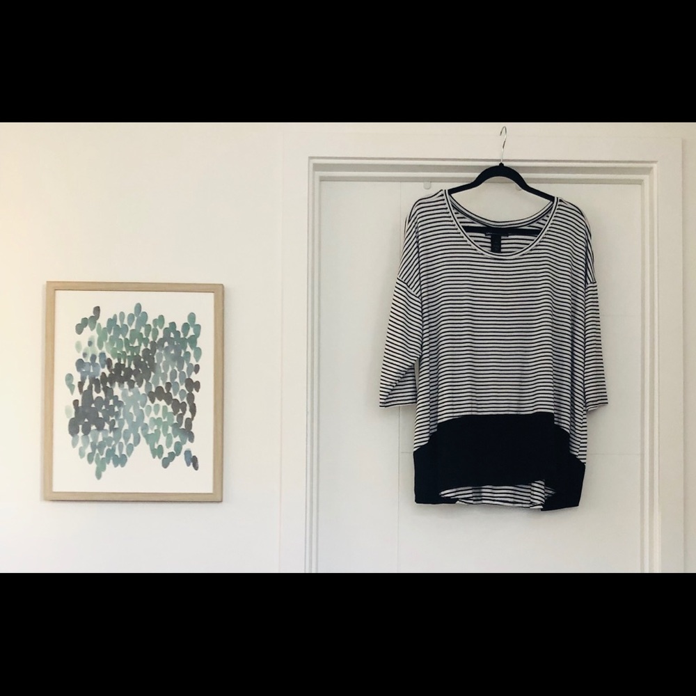 High-Low Black & White Striped Shirt, 3/4 Sleeve